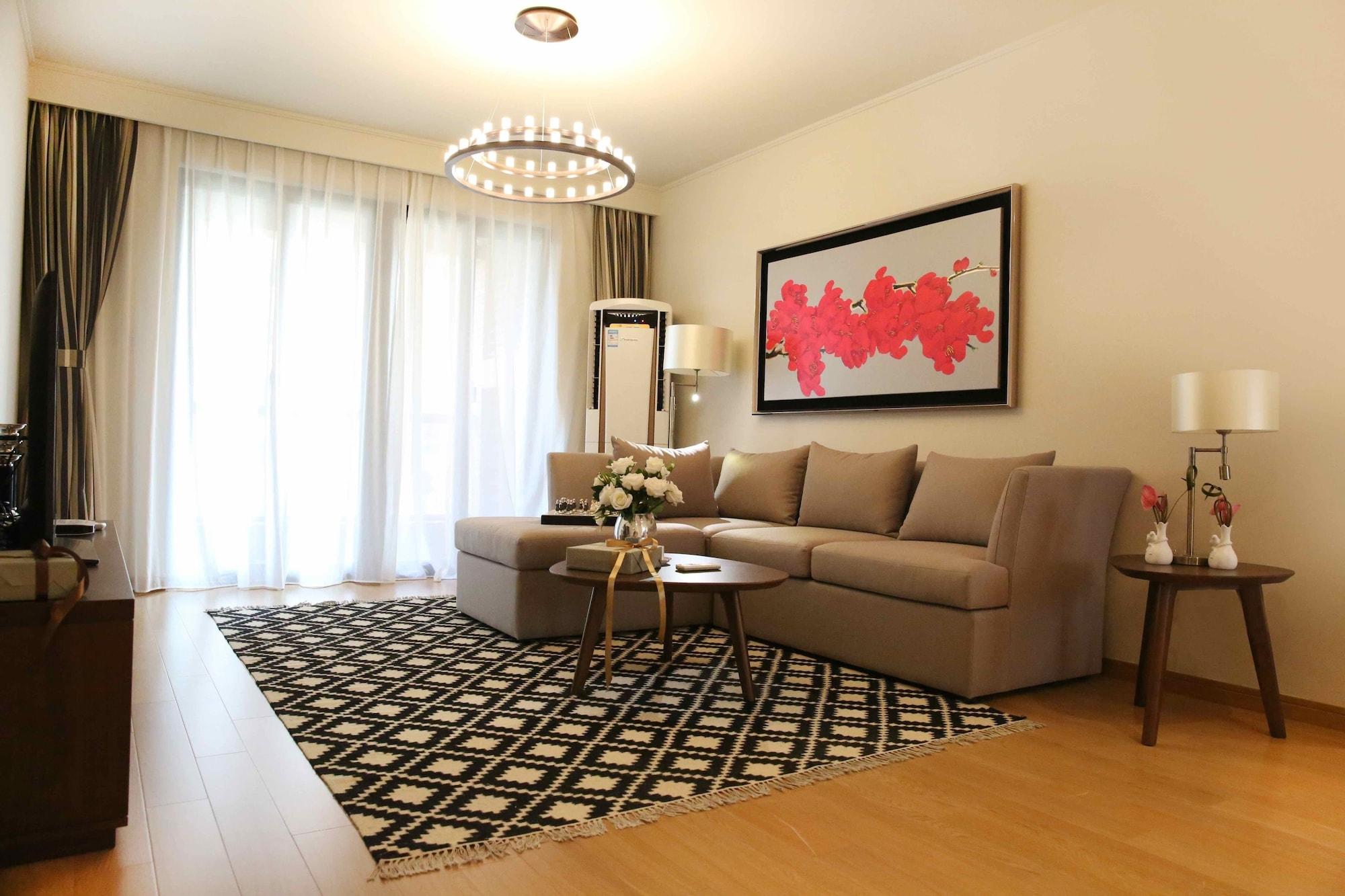 Court Place Jingqiao Middle Ring Appartement *